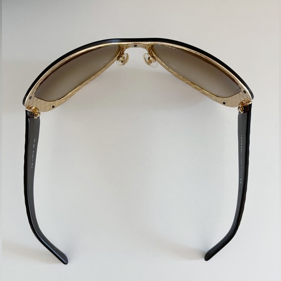 CHANEL ~ Vintage Brown Quilted Oversized Oval Sunglasses - Picture 6 of 8